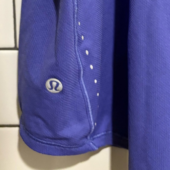 LululemonTank Top 6 - Picture 3 of 3